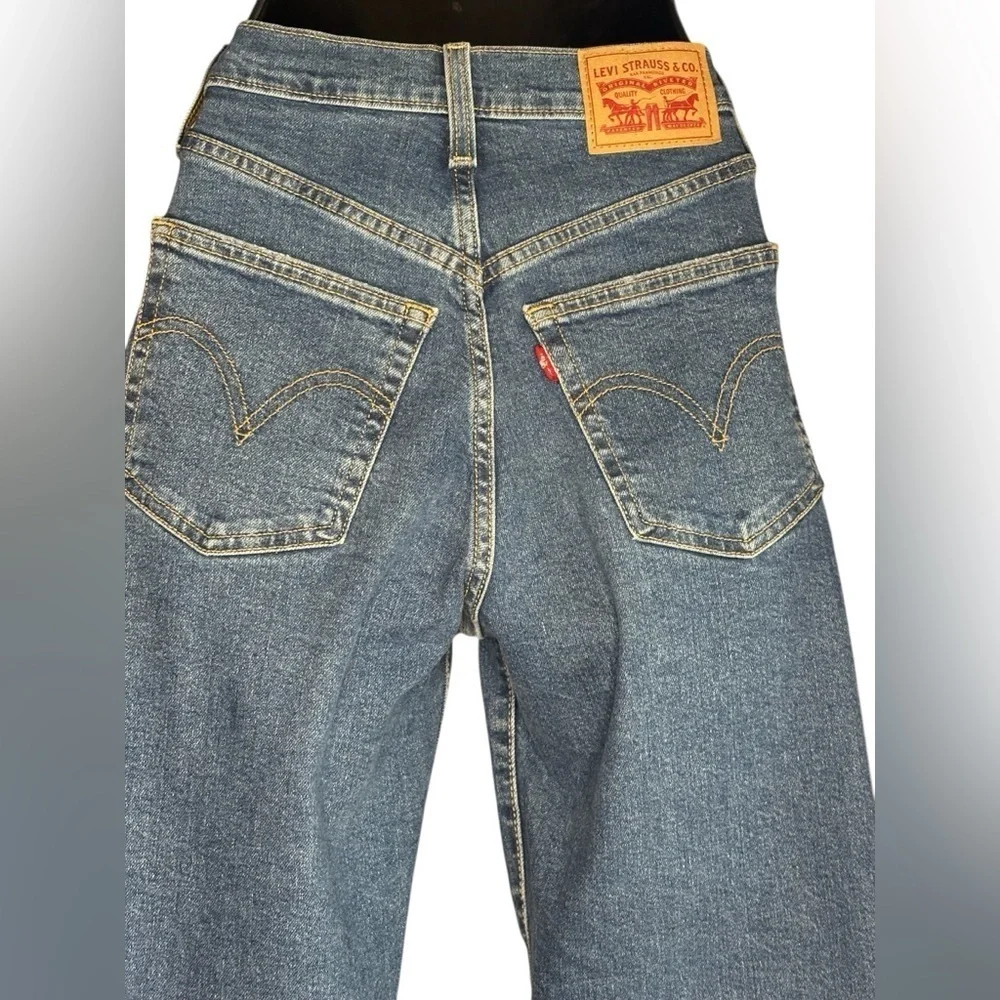 Levis Premium Womens Ribcage Straight Denim Jeans Blue High Waist Straight sz 25